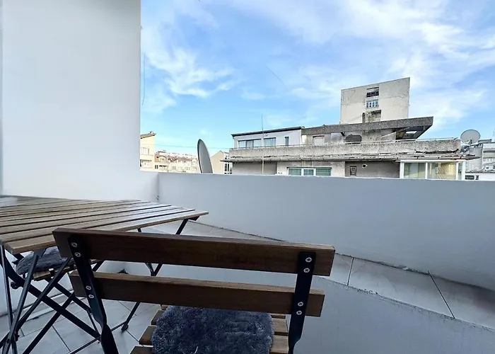 Апартаменты Red Square Residence *