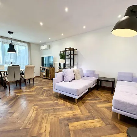 Red Square Residence Apartment *